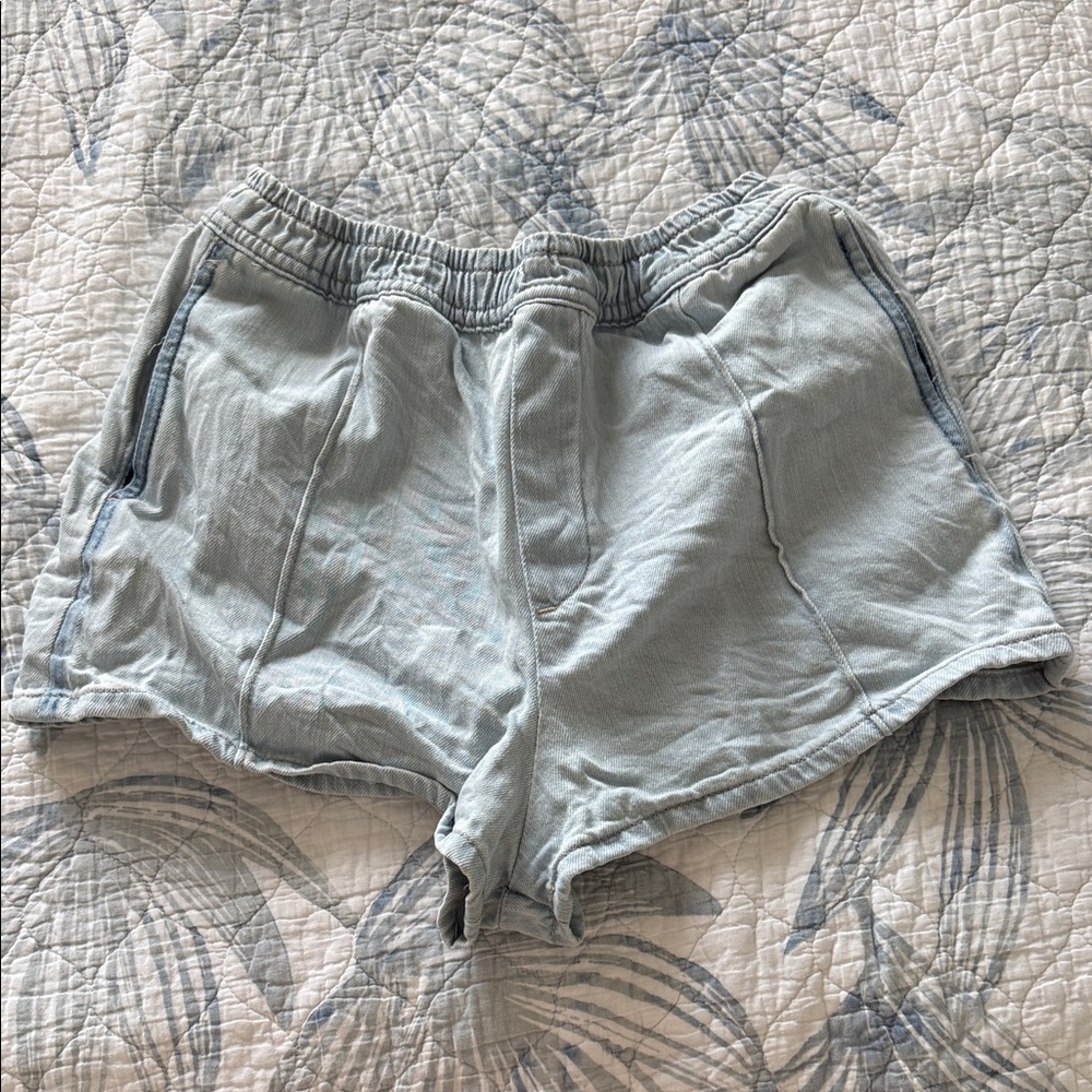 Zara Light Blue Casual Pull-On Shorts - Picture 1 of 4
